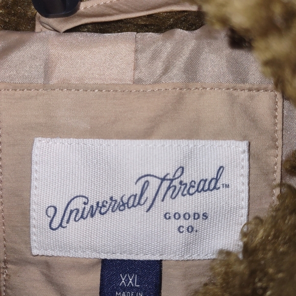 Gorgeous Jacket - Picture 3 of 3